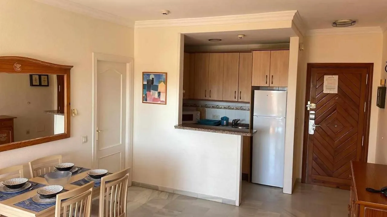 Pool View Grangefield Oasis Club L5 Apartment Malaga
