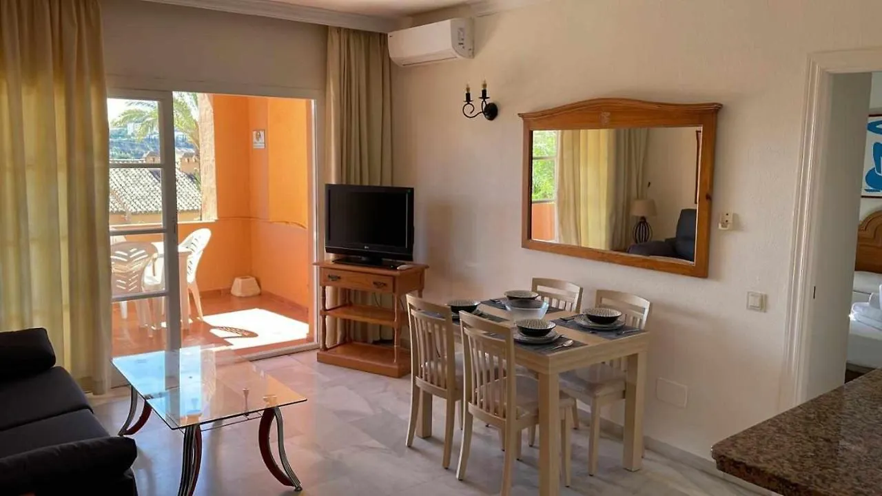 Pool View Grangefield Oasis Club L5 Apartment Malaga